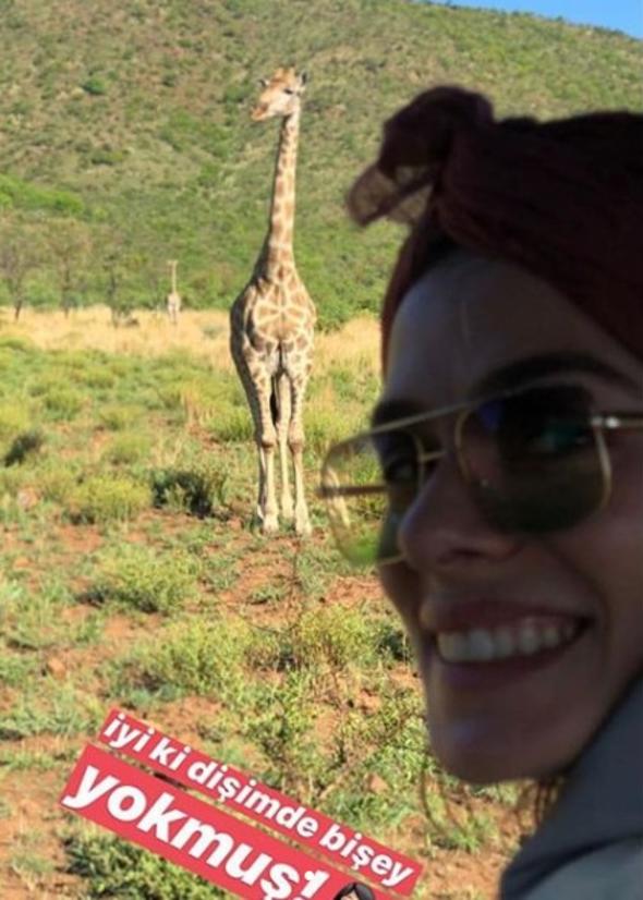 Özge Özpirinçci Afrika'da Safariye çıktı