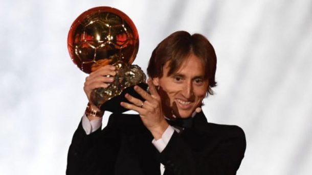 Gelenek 11 yıl sonra bozuldu... Altın Top Modric'in!