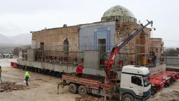 Hasankey'teki Eyyubi Camisi'nin son bölümü taşınıyor!