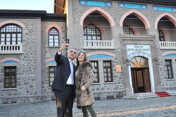 Bakan Ersoy: Bu yıl 13 müze ve 22 ören yeri açılacak!