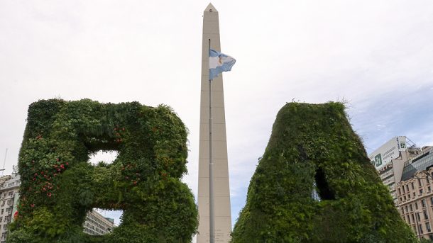 Obelisco Bounes Aires'in singesi