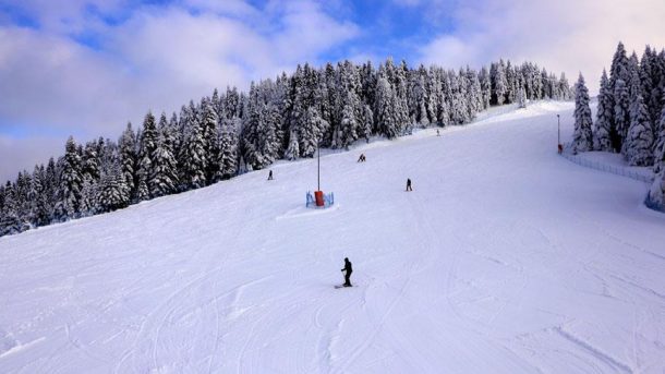 Ilgaz'daki kayak merkezi 370 bin ziyaretçiyi ağırladı!