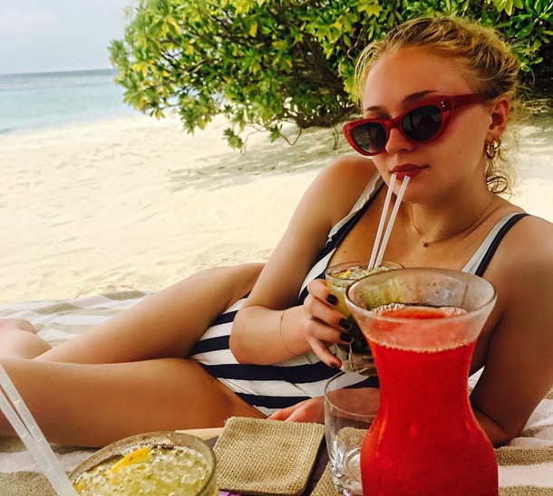 Sophie Turner and Joe Jonas Find a Romantic Retreat in the Maldives