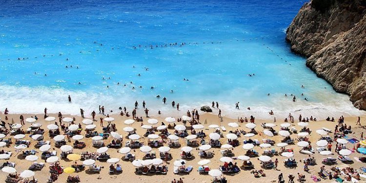 Turkey’s Q2 tourism income jumps over 13%