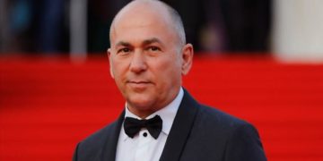 Turkish director takes Honor Palm of Valencia Film Fest