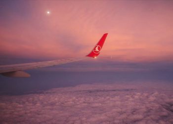 Turkish Airlines suspends nearly all int’l flights