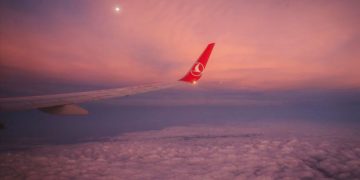 Turkish Airlines suspends nearly all int’l flights