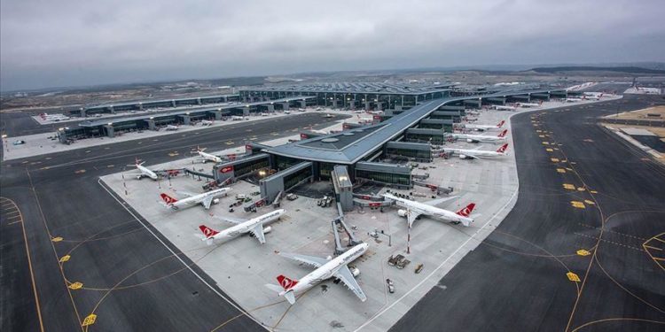 Turkish Airlines mega-operation to bring nationals home
