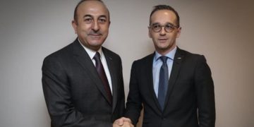 Turkish, German foreign ministers discuss tourism