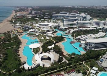 Turkish hotels get ready for tourism season amid virus