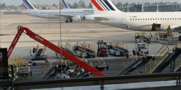 Senegal asks Air France to remove ads on new flights