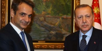 Turkey and Greece leaders speak over phone about tourism