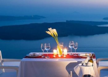 Greece’s hotels, primary schools, summer cinemas open