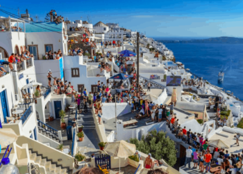 International flights 'back to normal' in Greece 10 International flights ‘back to normal’ in Greece