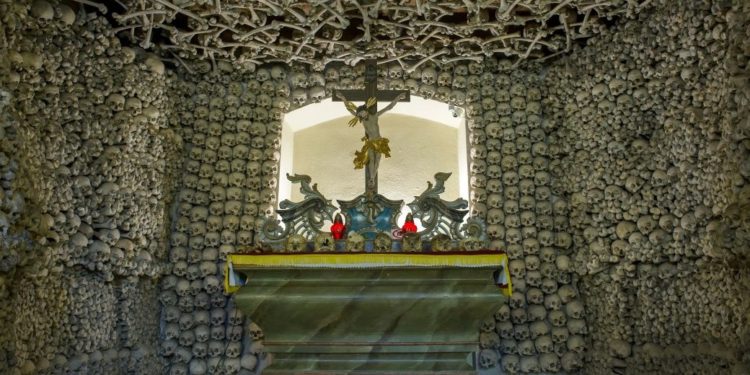 “Kaplıca Czaszek” in Poland / The chapel with thousands of skulls
