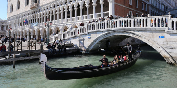 Venice postpones admission fee test phase to January 2023