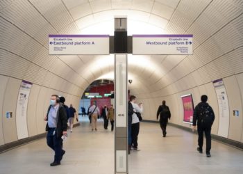 New subway line "Elizabeth Line" in London has opened 12 New subway line “Elizabeth Line” in London has opened