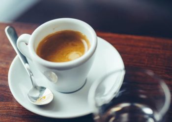 Man is supposed to pay 2 euros for espresso in Florence and calls the police 13 Man is supposed to pay 2 euros for espresso in Florence and calls the police