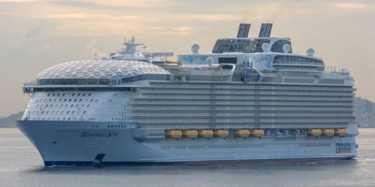 Royal Caribbean is building a new largest cruise ship in the world 1 Royal Caribbean is building a new largest cruise ship in the world