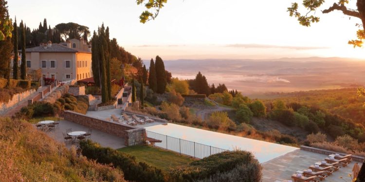 The best hotel in the world is in Italy 1 The summer holidays have already started in many federal states or are just around the corner. The best hotel in the world