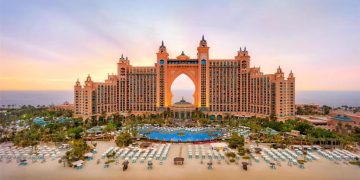Set at the heart of Palm Jumeirah, Atlantis The Palm Dubai brings together luxury accommodation, a private beach and world-class entertainment.