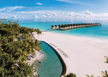 RAAYA By Atmosphere… Travelers heading to the Maldives are no longer looking for sea views alone.