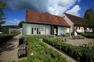 Museum heist in France: Lalique’s million-euro jewels stolen 30 The Lalique Museum in France’s Bas-Rhin department was targeted by masked thieves in the early morning hours.