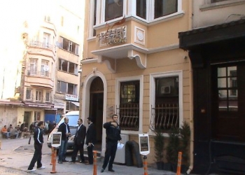 Hollandalı turist otel odasında ölü bulundu