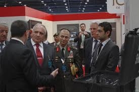 abu dabi savunma fuari