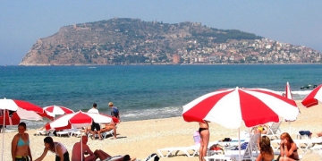 Antalya pansiyonları gençlerin gözdesi