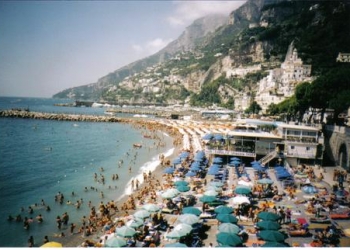 Amalfi sahilleri film festivali yaz tatilinin gözdesi