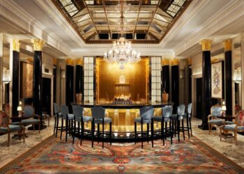 FIFA Dünya Kupası organizasyonun tek yetkili tur operatörü olan World Travel Service, WTS dev anlaşmalarına Dorchester Otelleri ile bir yenisini daha ekledi.