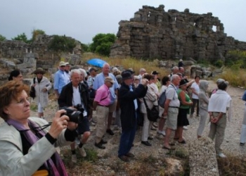 Ramazan öncesi Side’de yerli turist hareketliliği başladı