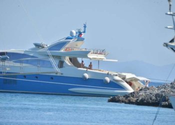 Acun Ilıcalı teknesini Panama’ya taşıttı