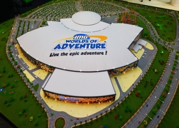 Dünyanın en büyük kapalı tema parkı Dubai’de açılıyor