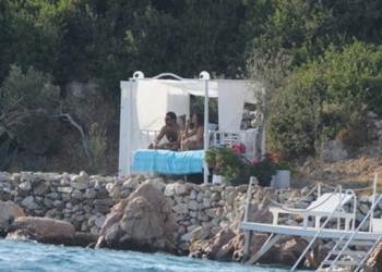 Çare Yunan Adaları!