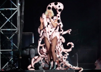 İstanbul’u sallayan Lady Gaga’nın yeni durağı Atina