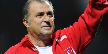 Fatih Terim’den çarpıcı açıklamalar…”Annelerden sonra babalara mı gidiyorsunuz?”