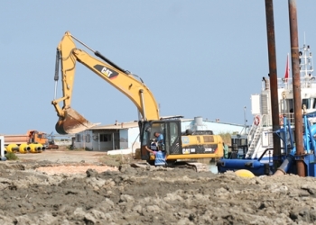 İzmir’in kuşlarına kanal neşteri