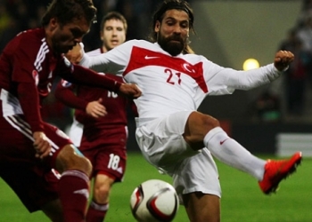 Milliler dibe vurdu!