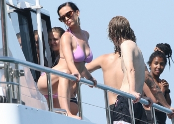 Katy Perry Avustralya turunda