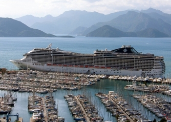 MSC Fantasia kruvaziyer gemisi ilk kez Marmaris’te