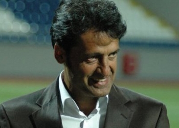 Türkiye'de Avrupa Şampiyonası düzenleten Müslüm Gülhan Haliç Üniversitesi'nden ayrıldı 7 Türkiye’de Avrupa Şampiyonası düzenleten Müslüm Gülhan Haliç Üniversitesi’nden ayrıldı