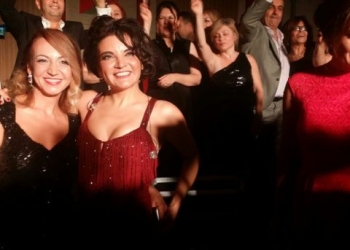 Moskova’daki Cumhuriyet Balosu’nda Göksel sahne aldı