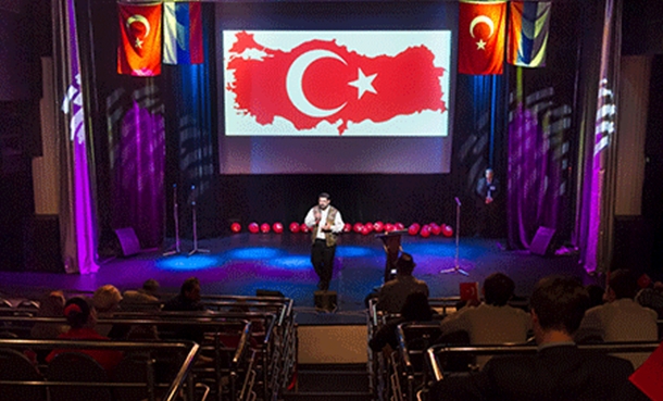 Moskova'da Hasan Sağındık konseri büyük ilgi gördü 1 rusya moskova konser