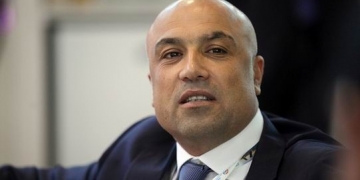 Fettah Tamince’den Antalya’da yılbaşı isyanı