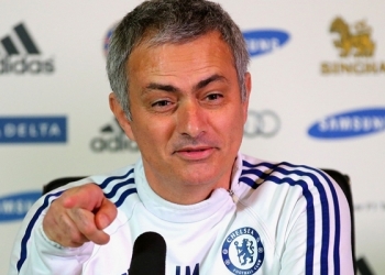 Almanlar plajda, İspanyollar Maldivler’de güneşleniyor!