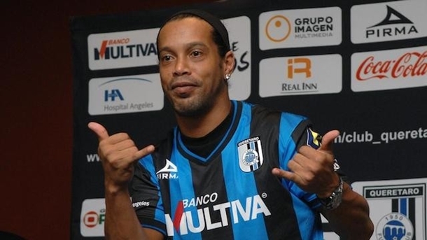 ronaldinho meksika