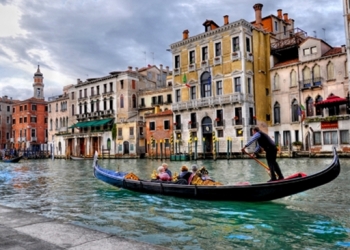 Venedik gondol turlarında güvenlik önlemleri artırıldı