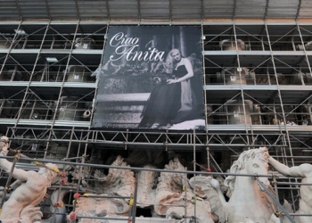 Anita Ekberg Trevi Çeşmesi’nde yaşatılıyor